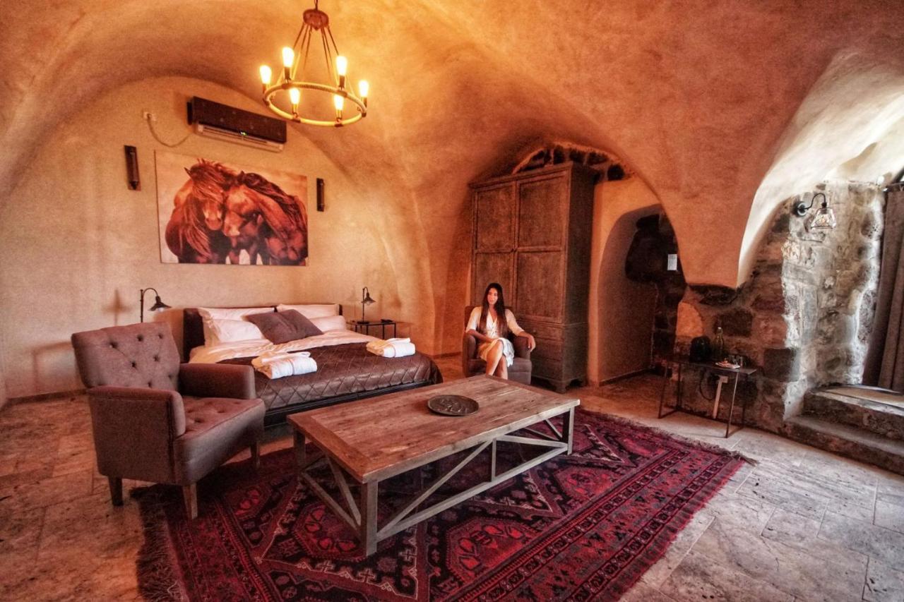 Hotel Dona Castle Tiberiade Esterno foto