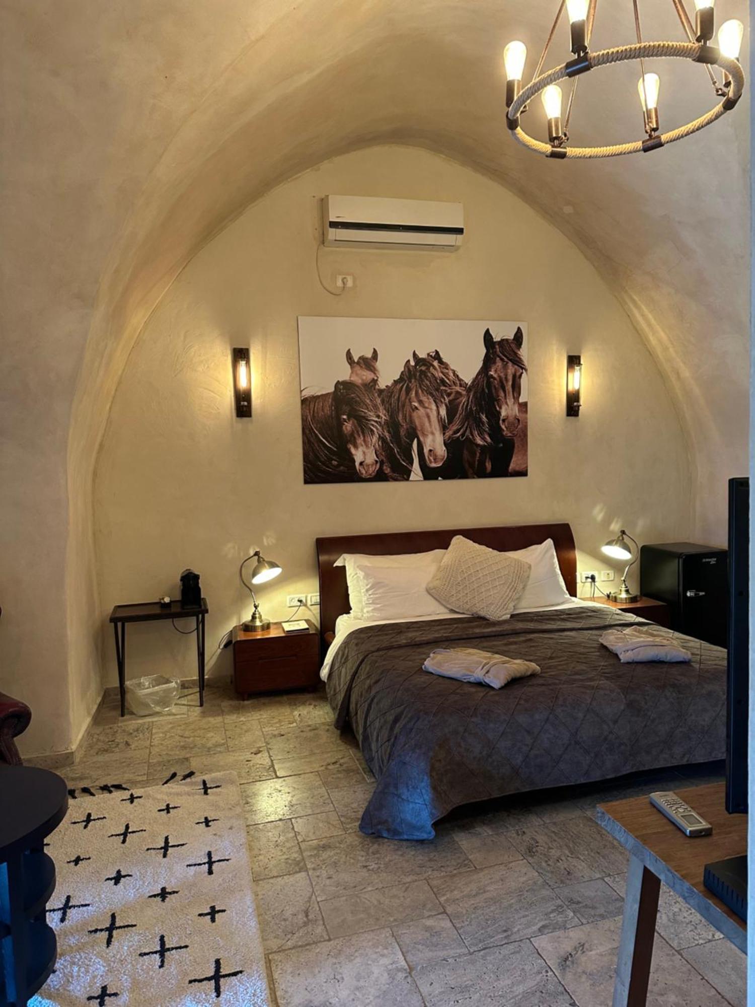 Hotel Dona Castle Tiberiade Esterno foto